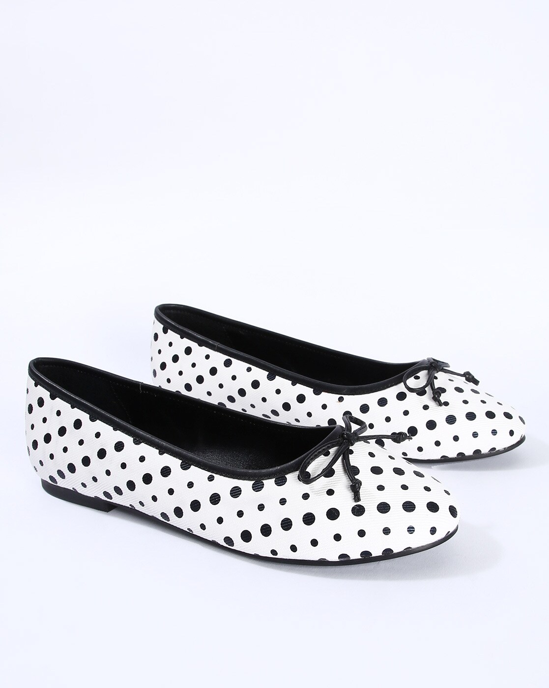 polka dot flat shoes