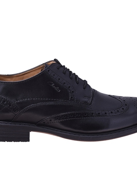 Clarks wingtip clearance black