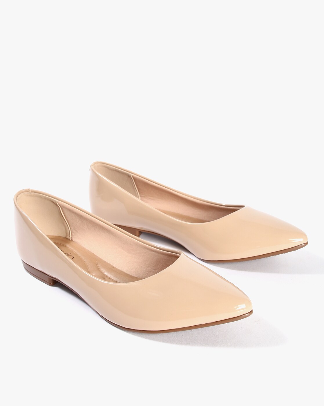 beige flat shoes