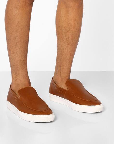 ajio slip on shoes