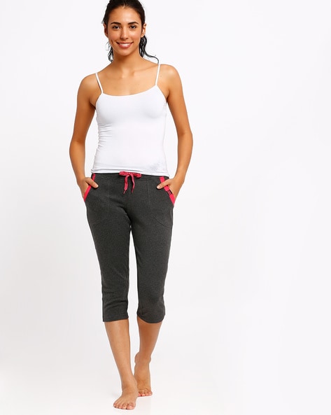Buy Cotton Capris with Drawstring Fastening Online at Best Prices