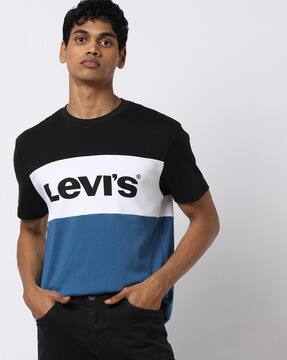 levis t shirt myntra