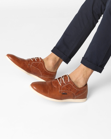 red tape tan casual shoes