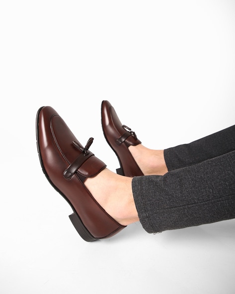 stacked heel dress shoes