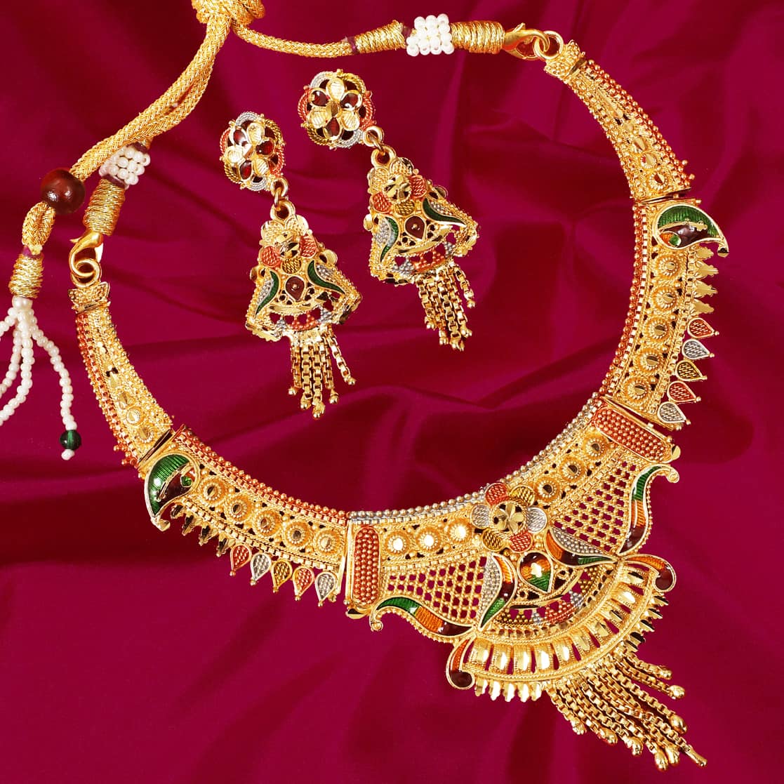 new model short necklace