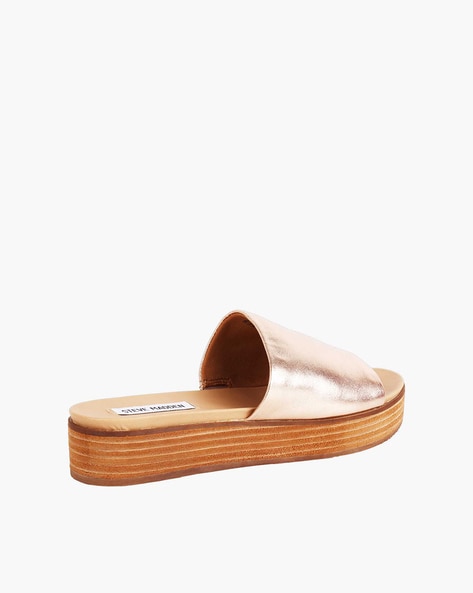 Steve madden genca on sale sandal