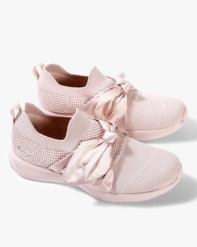 Pink 2025 bow skechers