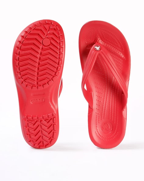 Red crocs 2024 flip flops