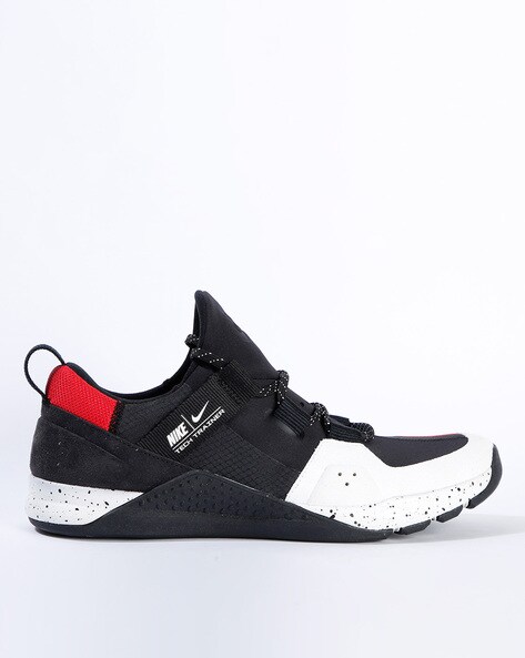 barato Obsesión Falsificación Buy Black Sports Shoes for Men by NIKE Online | Ajio.com