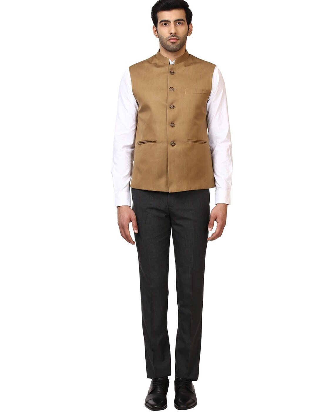 Buy Ethnix By Raymond Men Maroon Solid Lightweight Nehru Jacket - Nehru  Jackets for Men 12995694 | Myntra