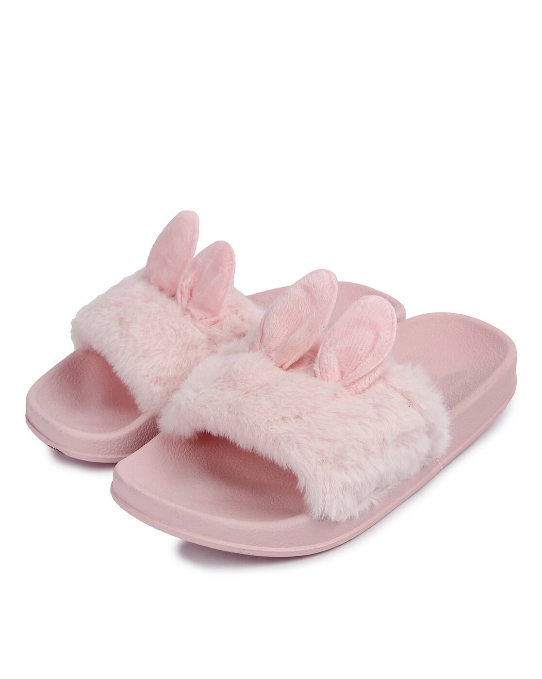 pink flip flops with fur
