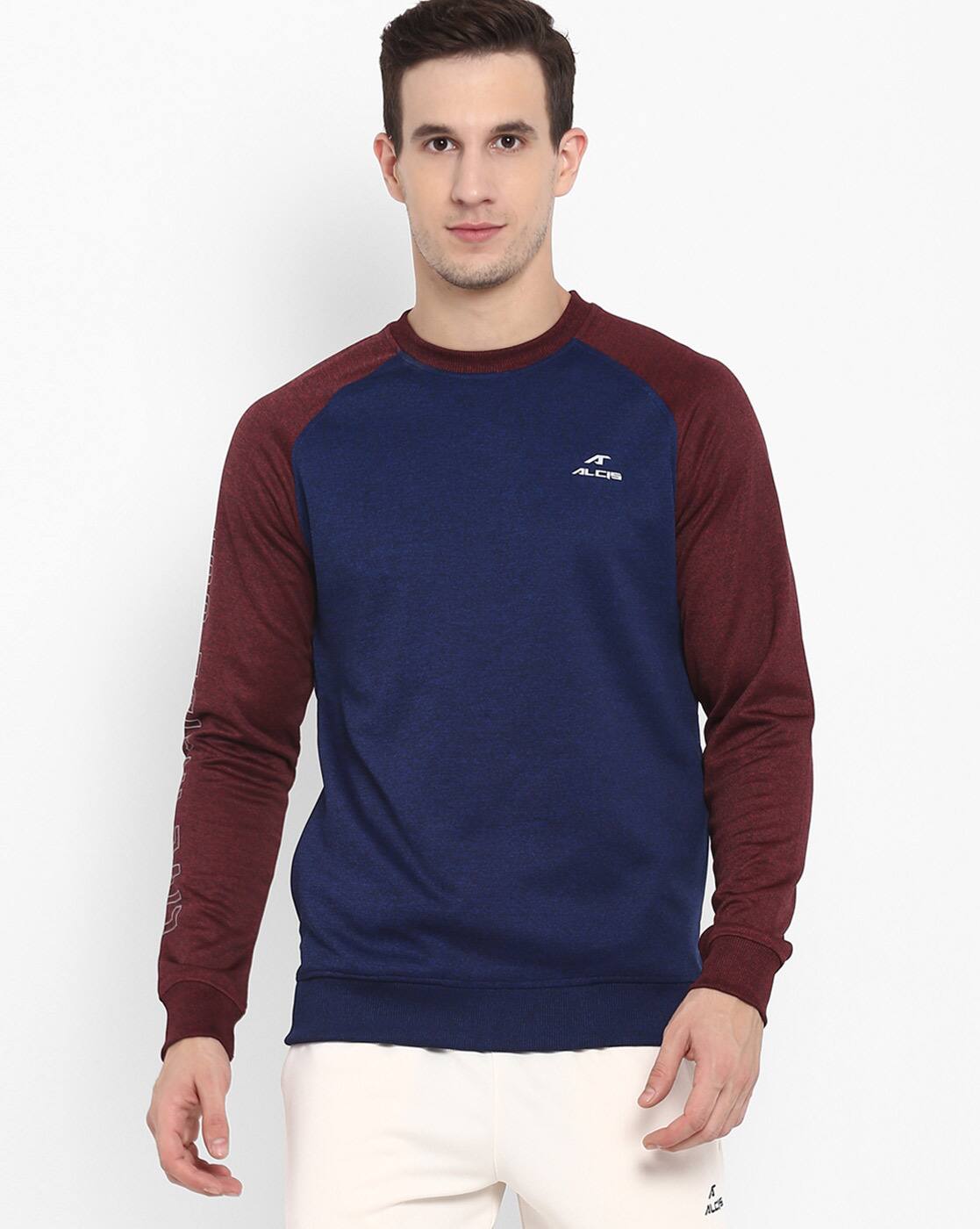raglan sleeve sweatshirt