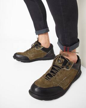 Street Shoes