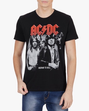 Dc t store shirts online india