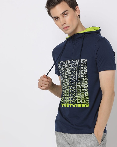 hood neck t shirt