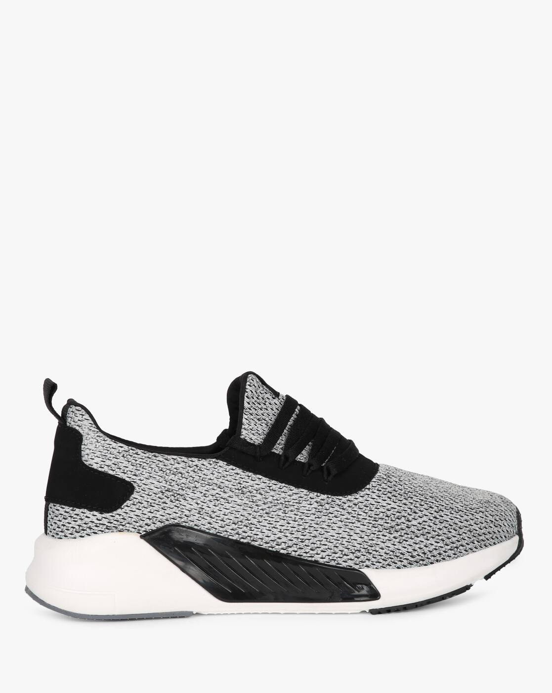 ajio running shoes