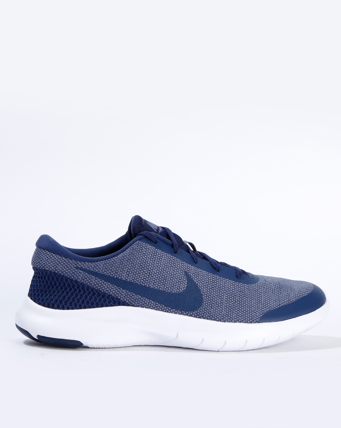 Buy Sports Shoes for Men by NIKE Online | Ajio.com