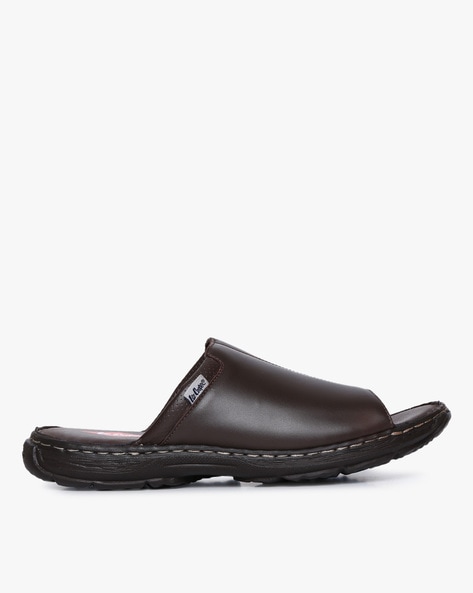 lee cooper chappals