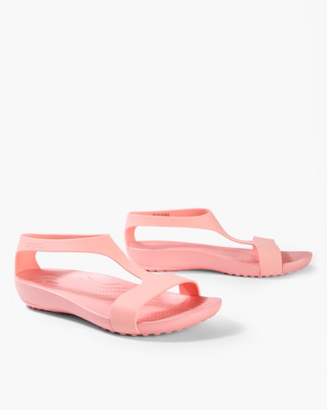 crocs flat sandals