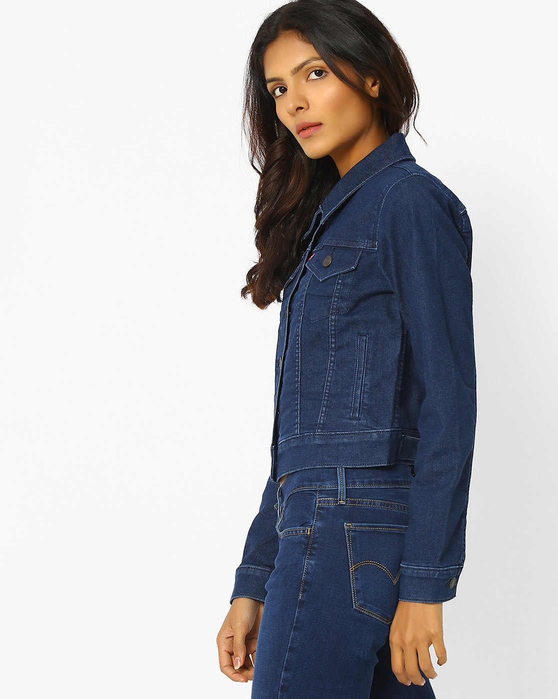 Silver Jeans Co. Women's Plus Size Fitted Denim Jacket, Med Wash EKC261 at  Amazon Women's Coats Shop