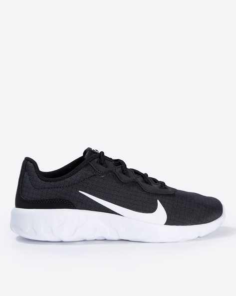 nike explore strada running shoes
