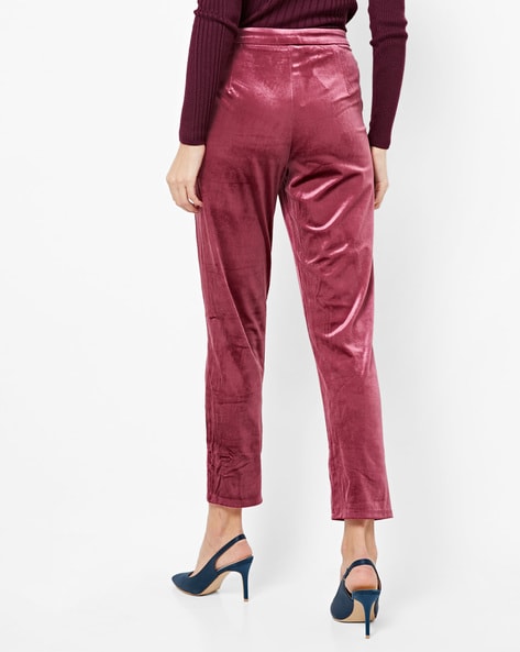 SHEIN Flare Leg Velvet Pants | Velvet trousers outfit, Office wear women  work outfits, Velvet flare pants