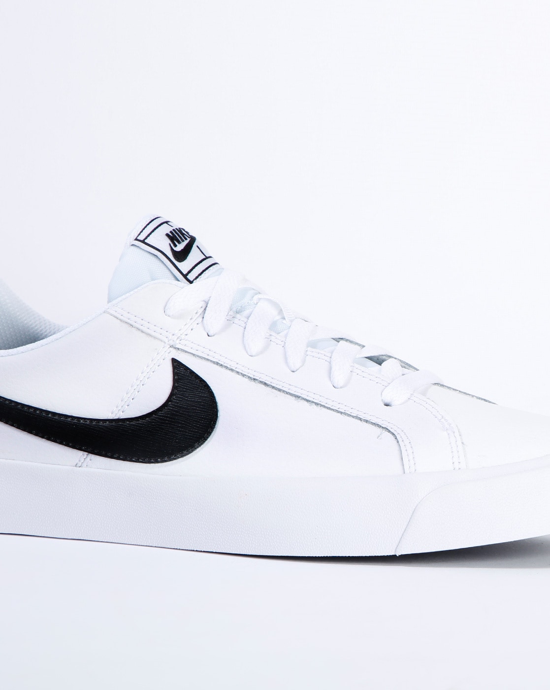 white leather sneakers nike