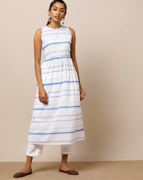 Indie Picks by AJIO Printed Sleeveless Flared Cotton Kurta
