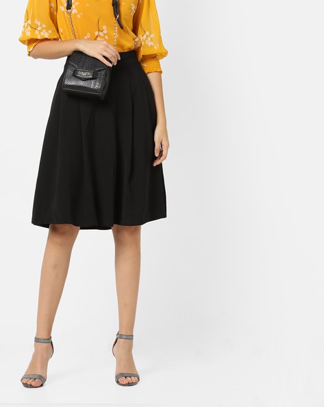 black pleated a line skirt