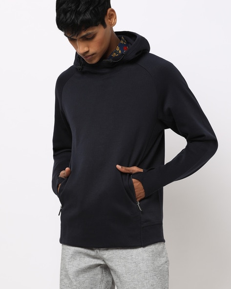 hooded sweatshirt without pocket