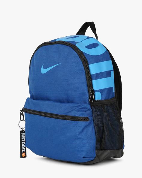 Nike textured backpack with signature branding hotsell