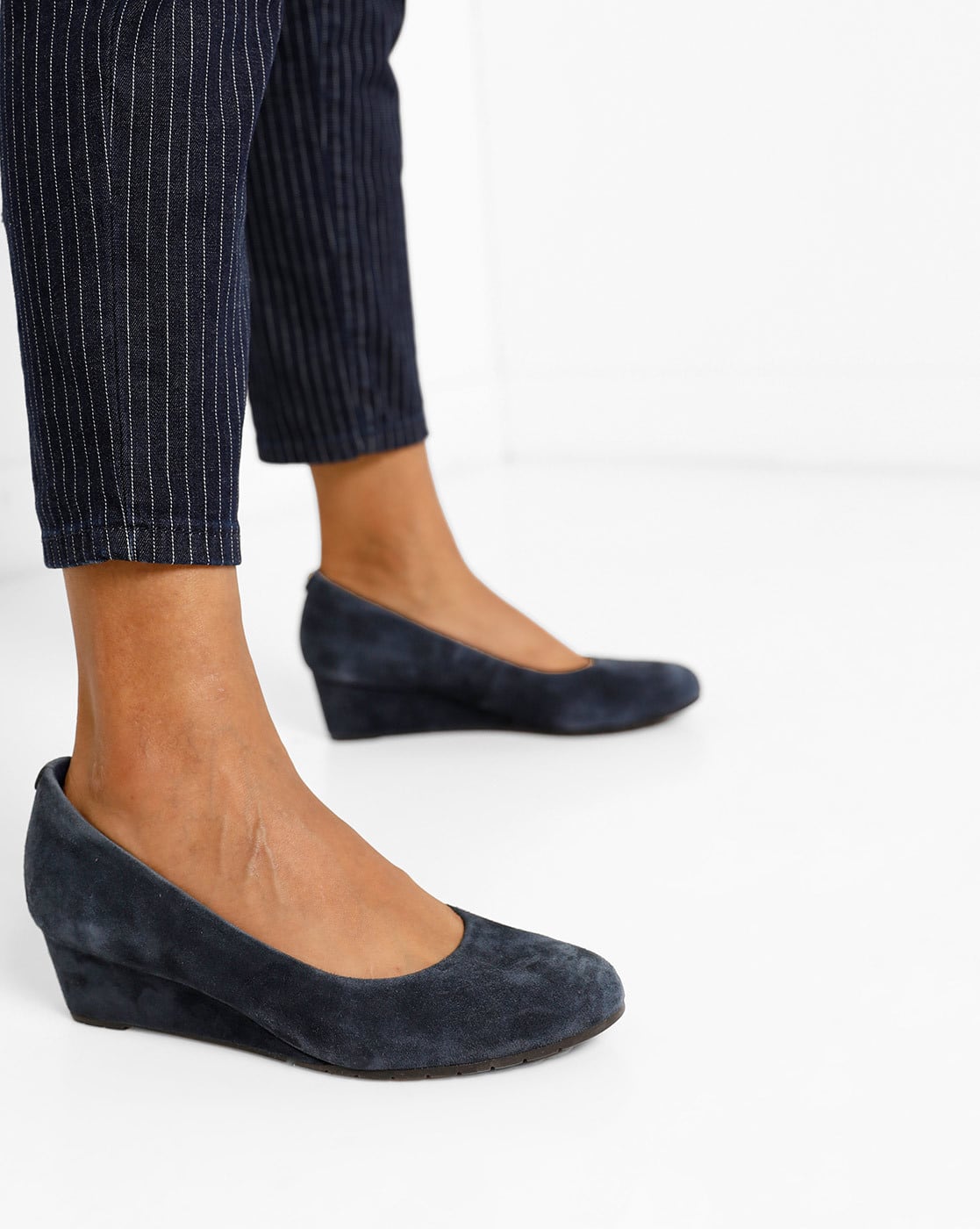 Round-Toe Suede Wedges