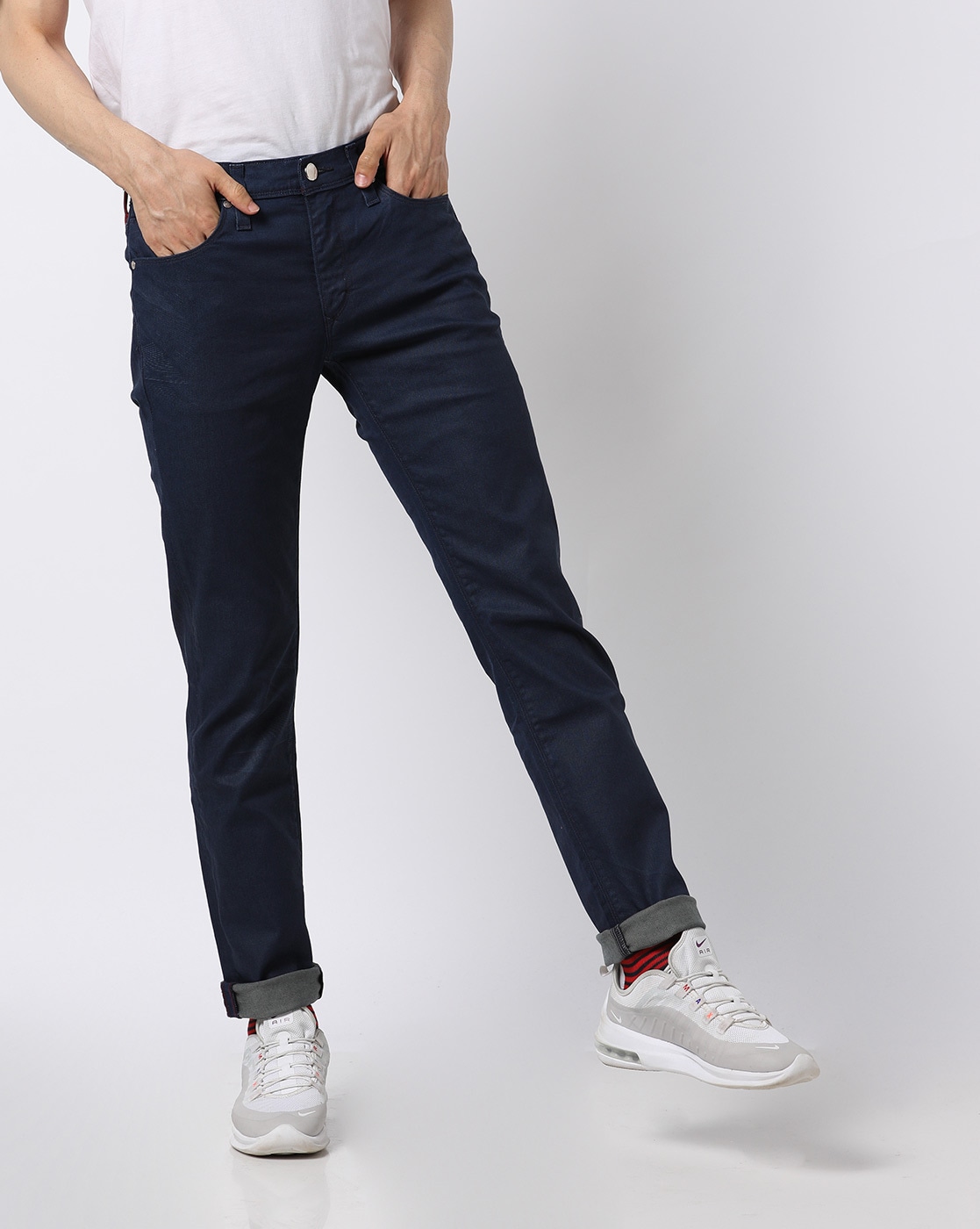 navy blue levi jeans