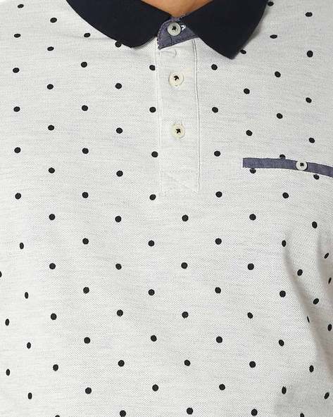 white dotted t shirt