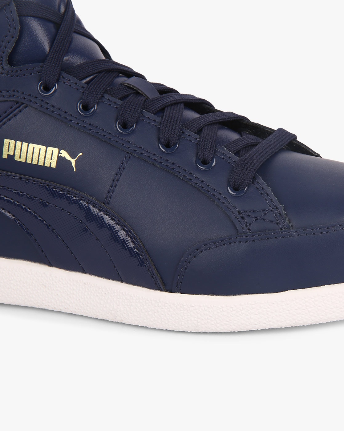 Puma mid ankle best sale shoes