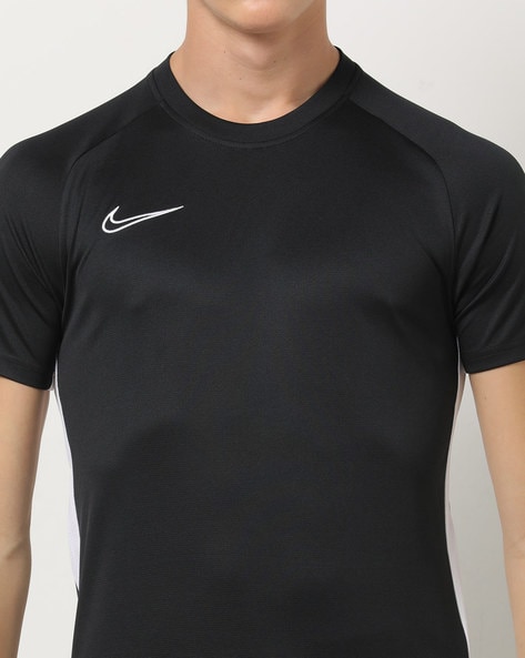 nike t shirt muscle fit