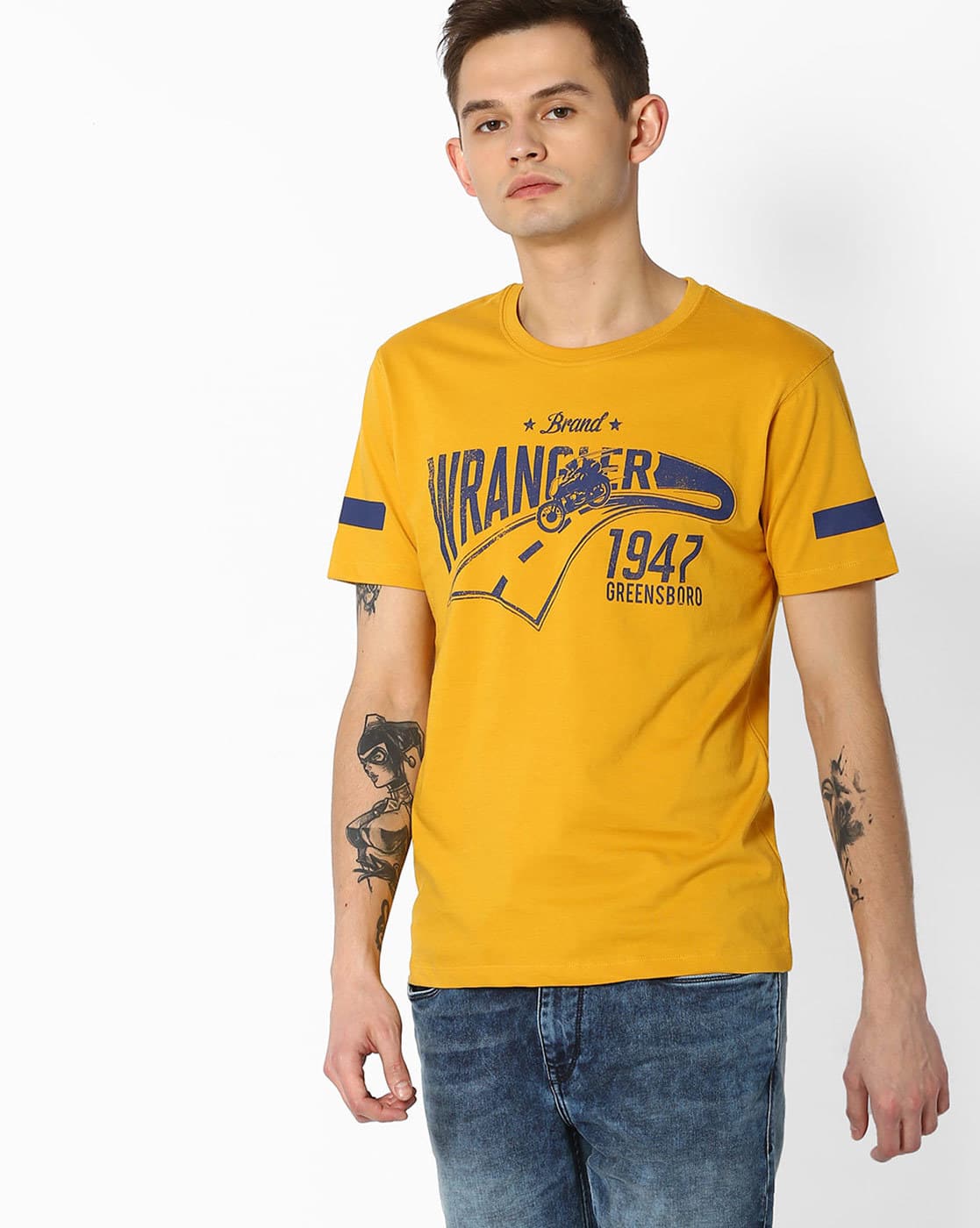 yellow t shirt matching jeans