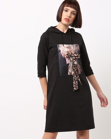 graphic print t shirt dress