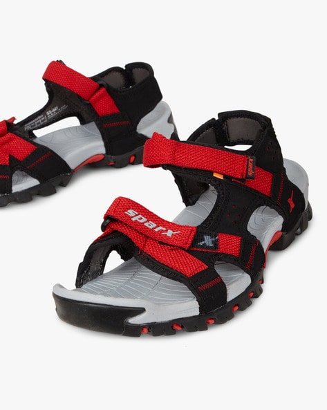 Buy online Black Back Strap Floater from Sandals and Floaters for Men by  Champs for ₹949 at 27% off | 2024 Limeroad.com