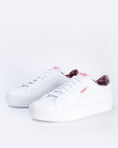 white casual shoes without laces