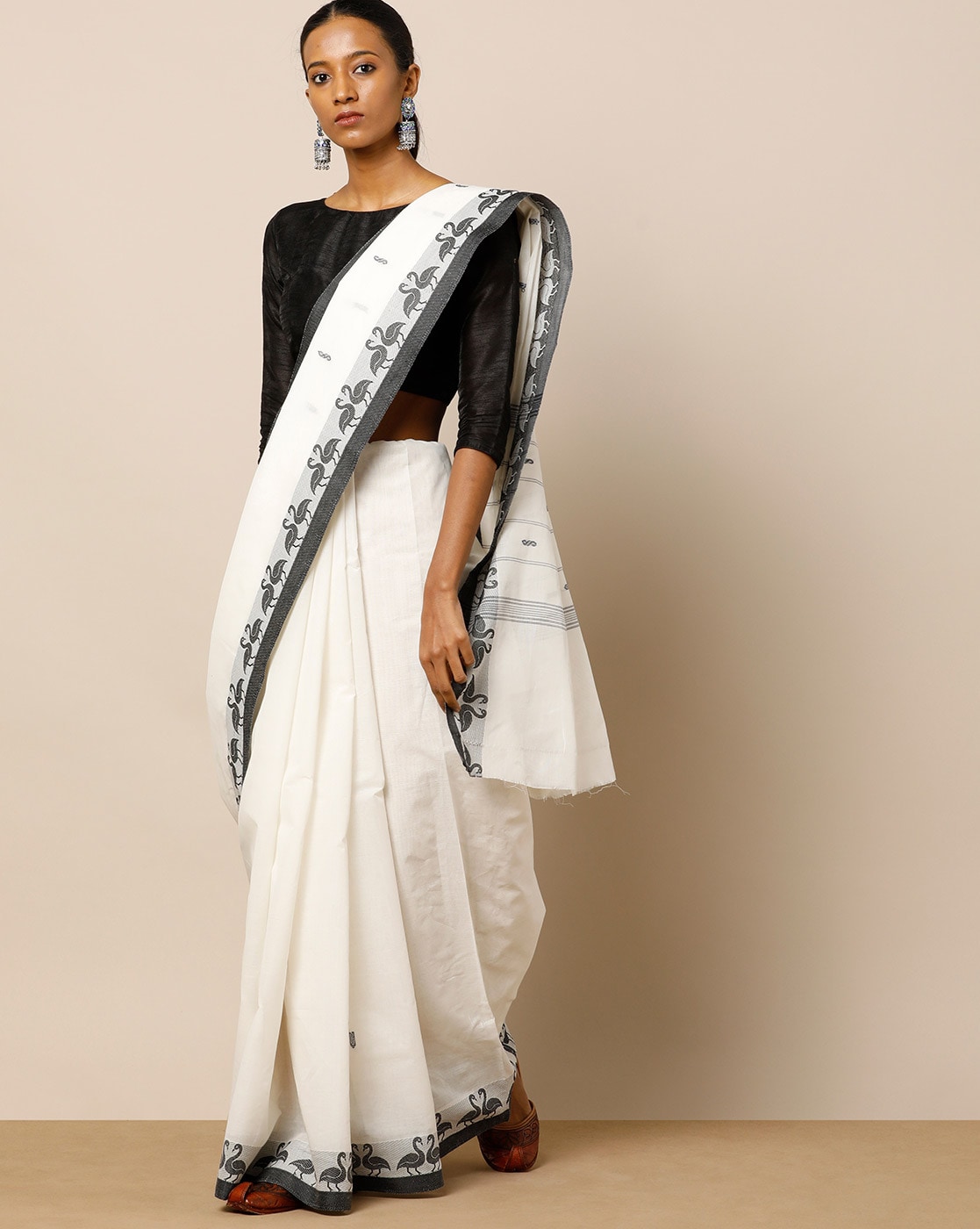 Off white saree 2024 with black border