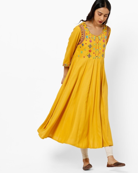 Amber Yellow Georgette Lucknowi Chikankari Kurti with Beautiful Mirror –  Inayakhan Shop