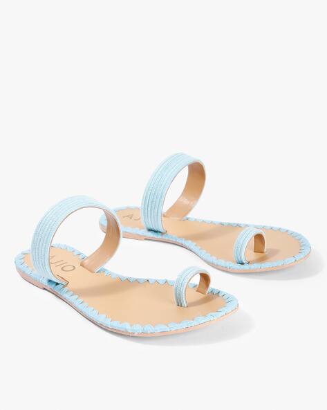 toe ring flat sandals