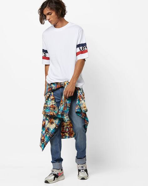 Buy White Tshirts for Men by LEVIS 