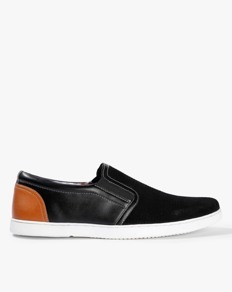 [Size 7] Low-Top Slip-On Sneakers with Contrast Panels