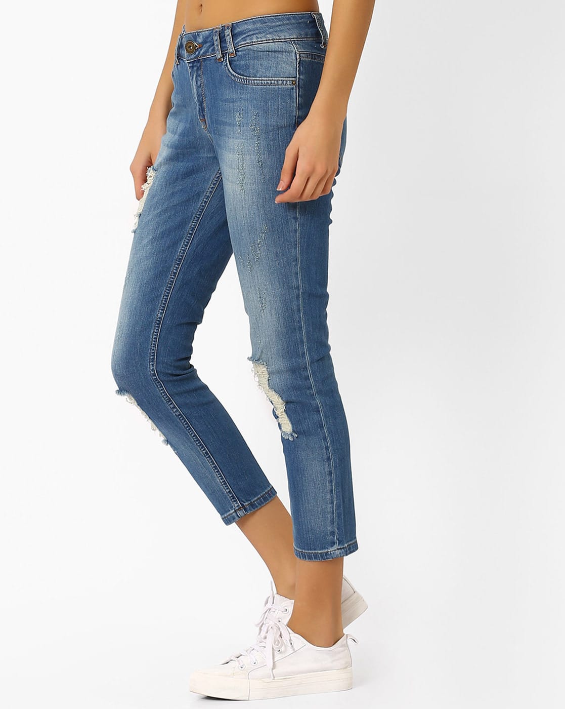 women's distressed denim capris