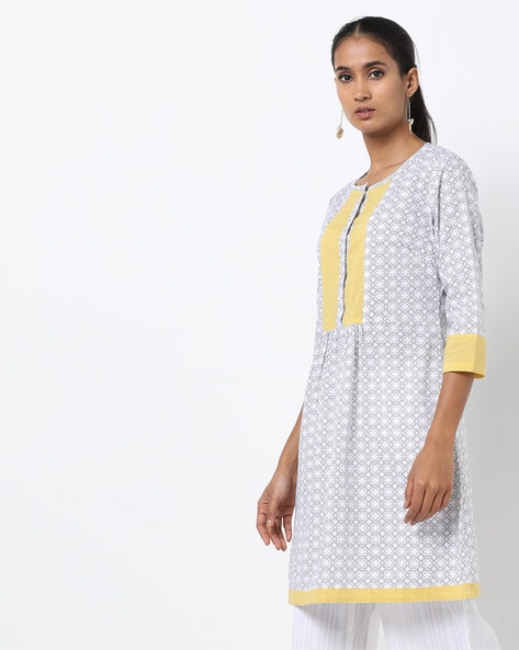 Buy Off White Angrakha Kurta With Crushed Dupatta online | Looksgud.in
