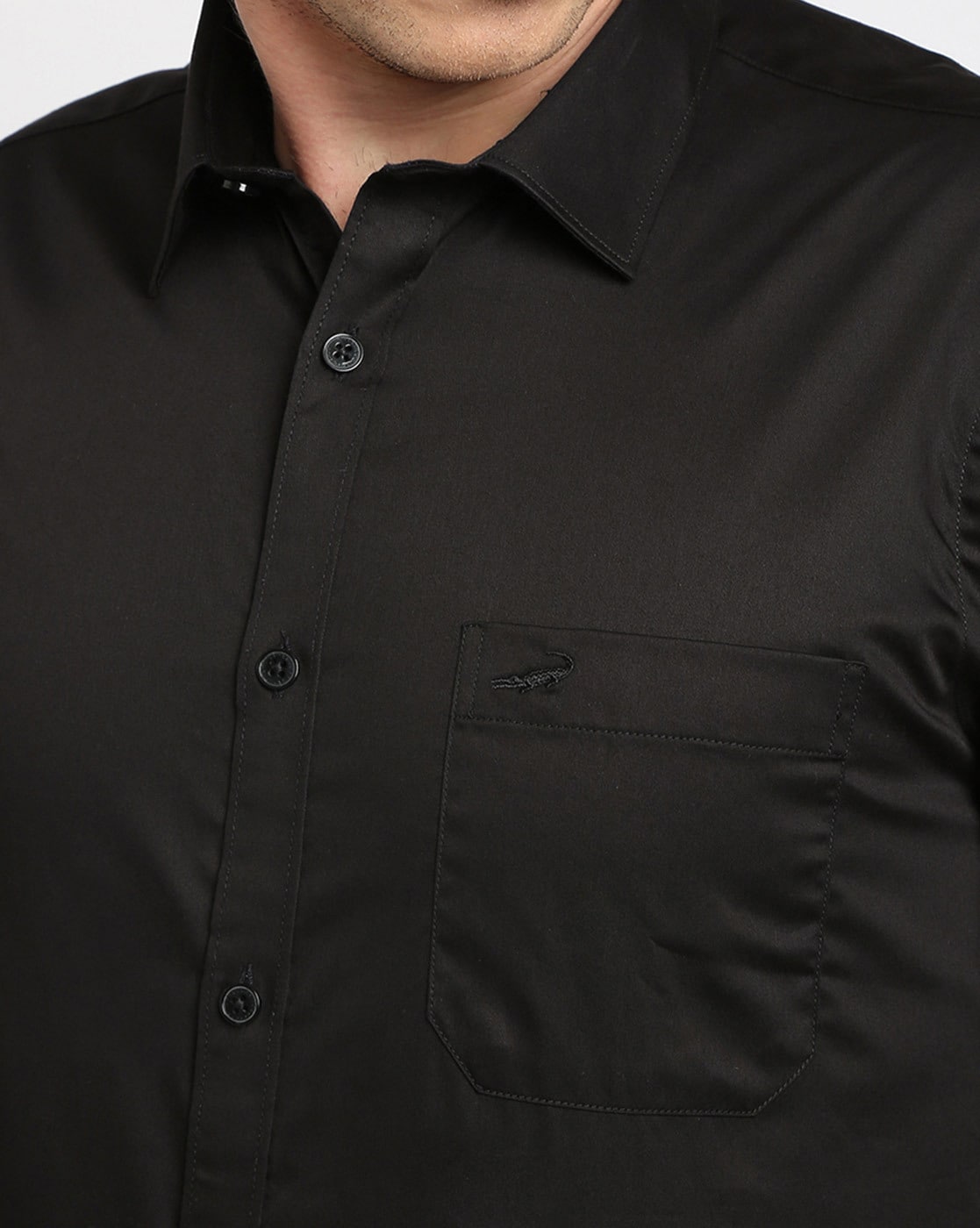 crocodile black shirt