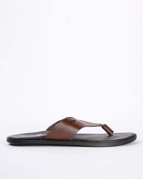 Buckaroo Textured Thong-Strap Flip-Flops