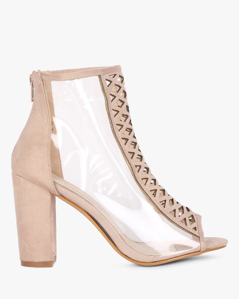 Beige leather pumps with a pointed toe - BRAVOMODA